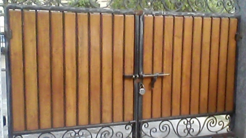 Swing Gate